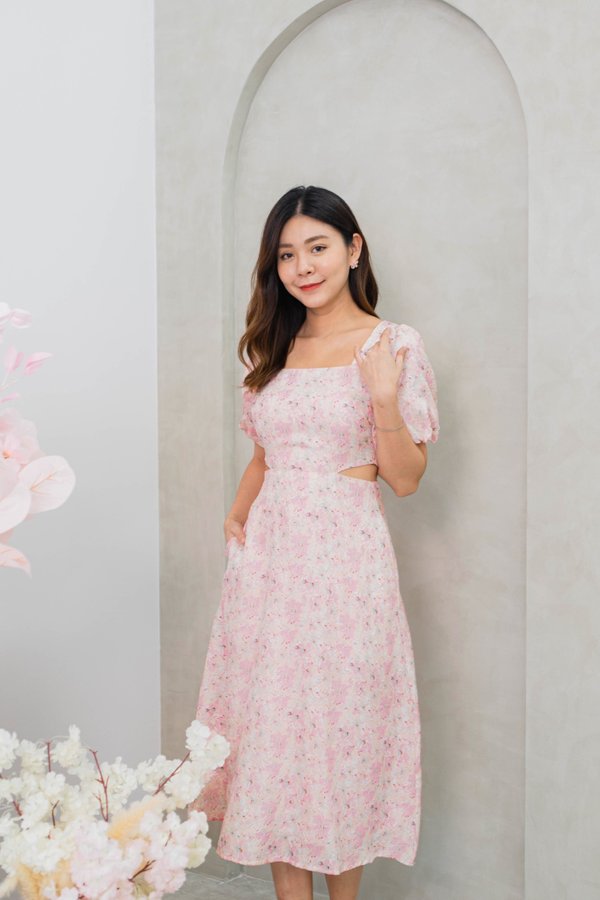 Merdith Premium Emboss Floral Dress In Pink