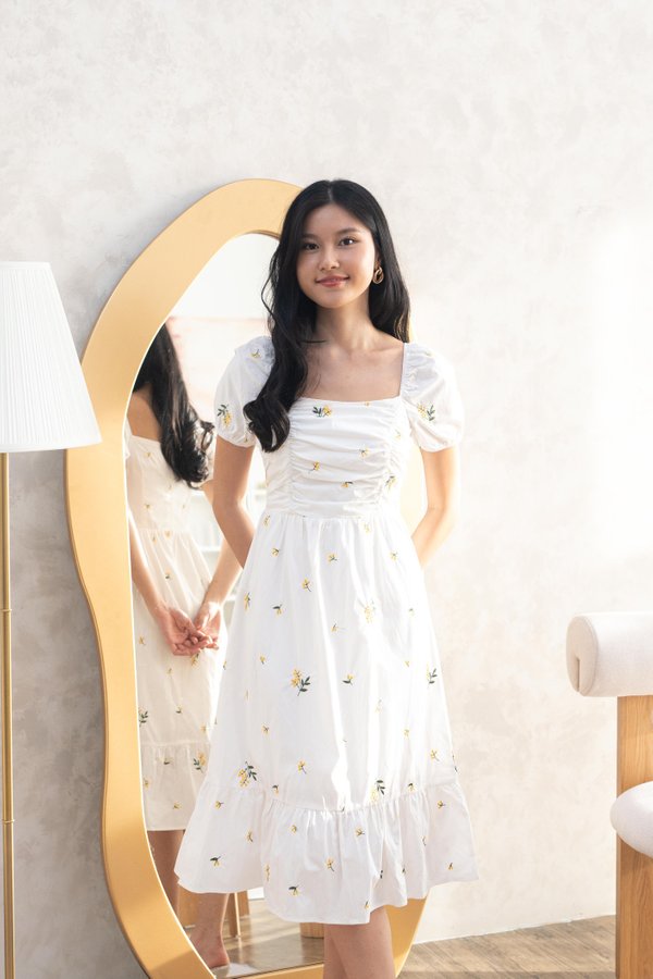 Clara Embroidery Floral Dress In White