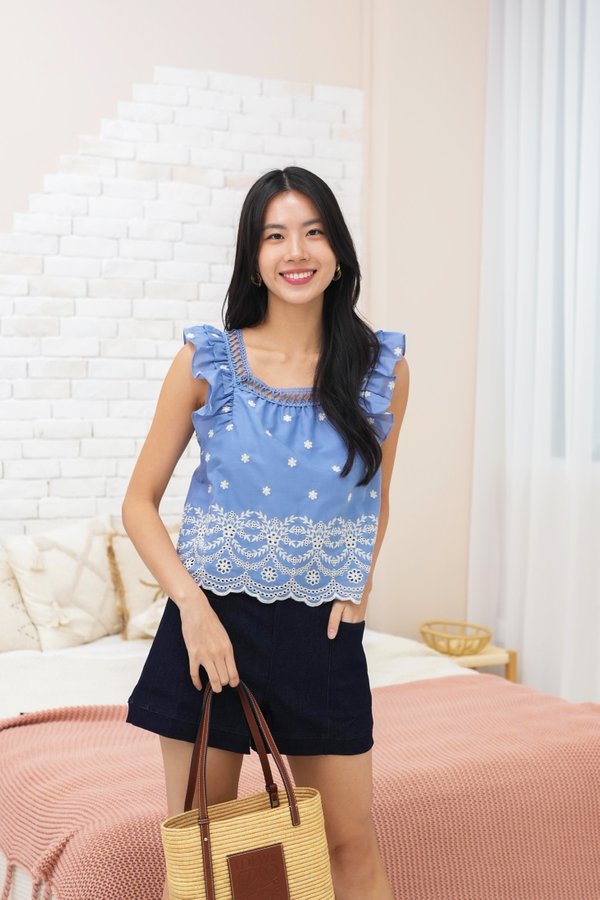 Melaine Embroidery Ruffled Sleeve Top In Blue