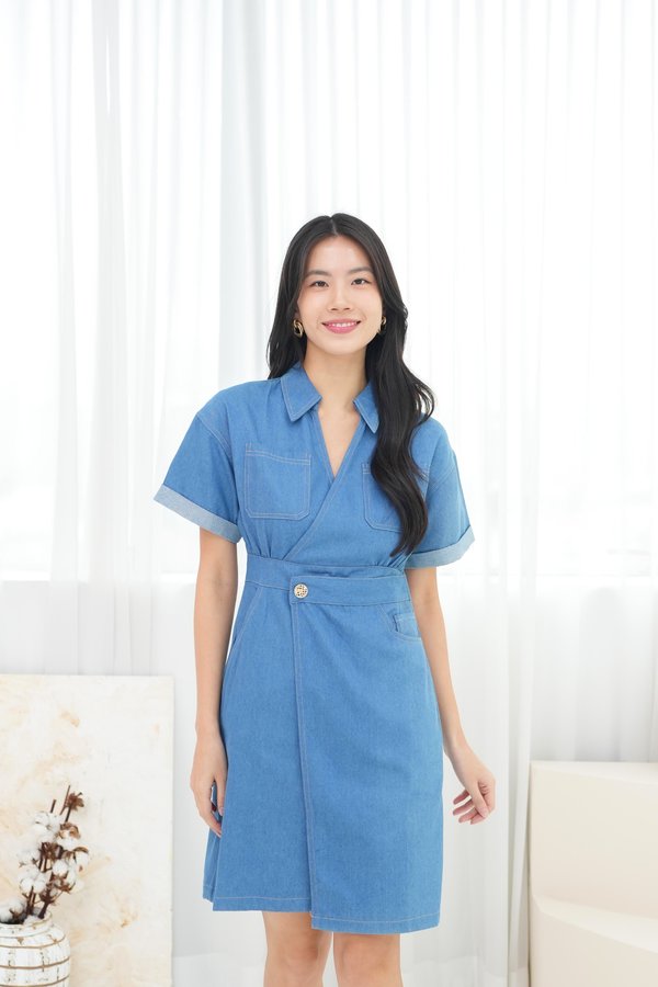 Gladys Denim Shirt Dress In Light Wash