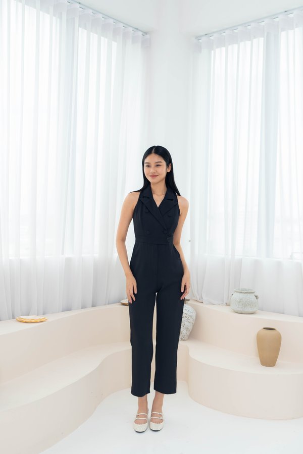 Narelle Collar Jumpsuit In Black