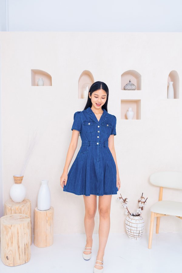 Shernice Denim Pleated Dress In Dark Wash