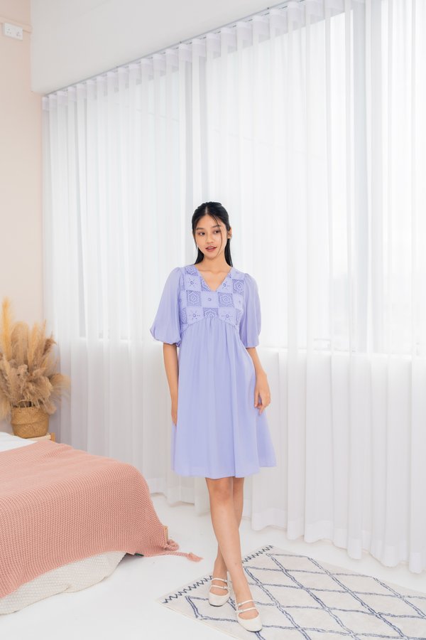 Zaelyn Grid Embroidery Dress In Periwinkle Blue