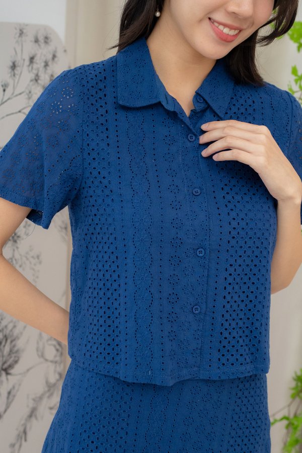 Leraine Eyelet Collar Top In Navy