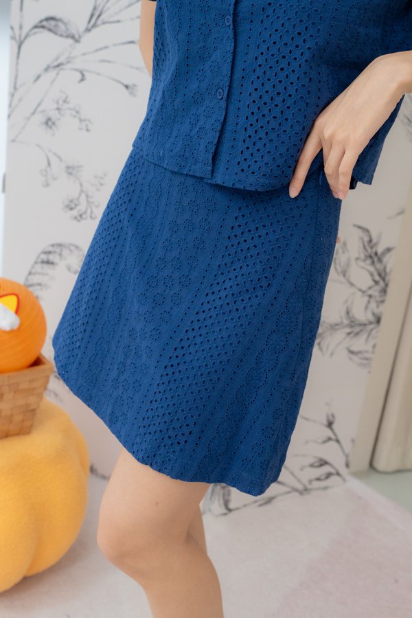 Leraine Eyelet Skirt In Navy