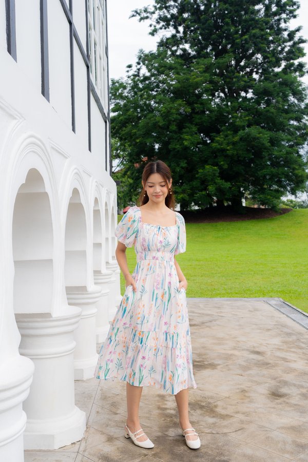 Mello Sleeve Ruched Tie Dress In Blue Floral