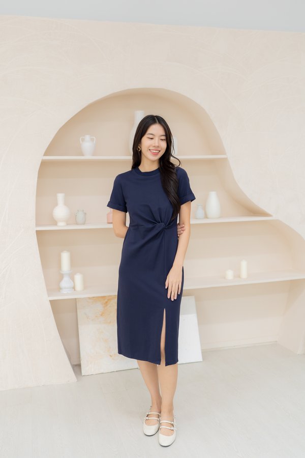 Nina Shift Knot Dress In Navy