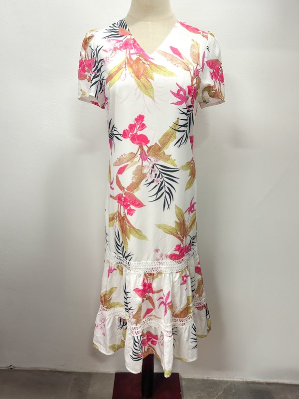 Vivene Sleeve Shift Dress In White