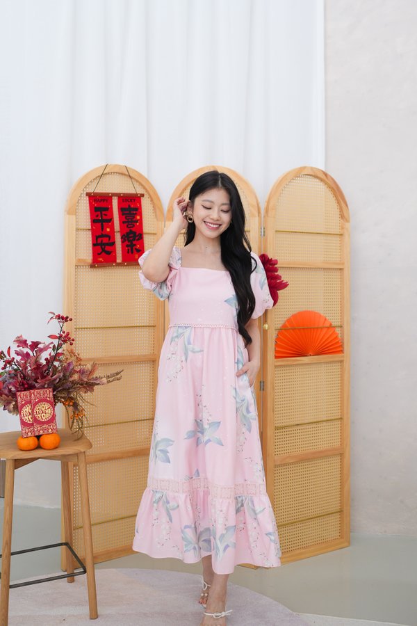 Elara Floral Lattice Dress In Pink