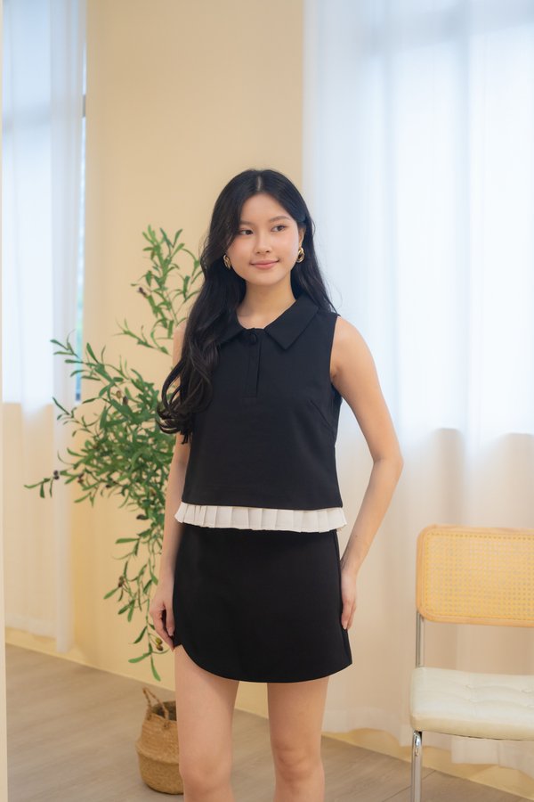 Maison Pleated Collar Top In Black