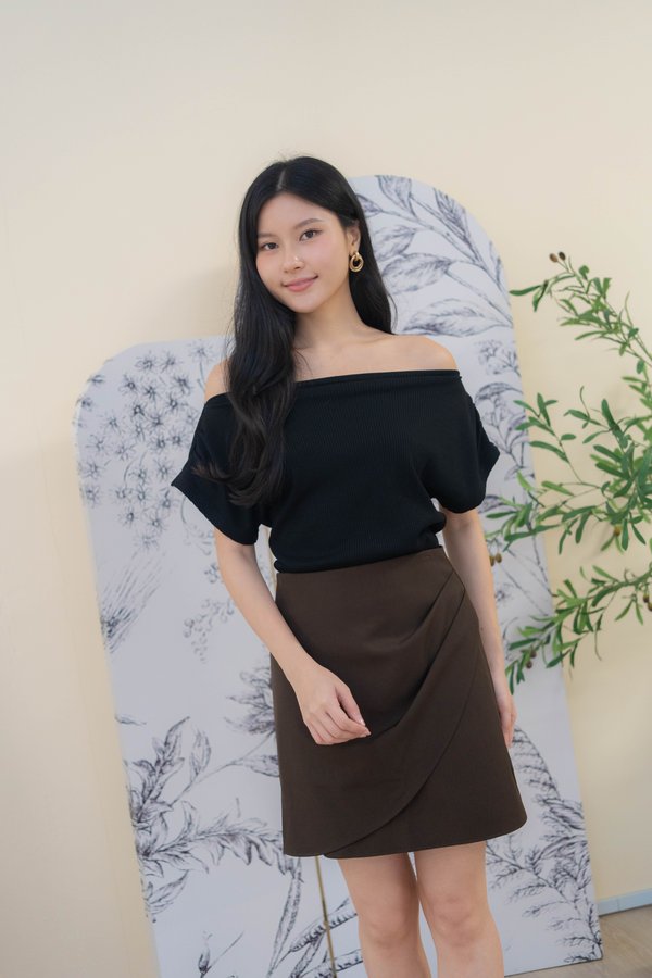 Mira Multi Way Knit Top In Black