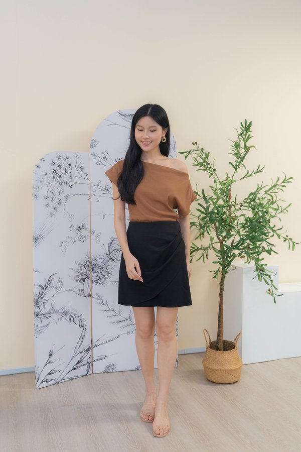 Mira Multi Way Knit Top In Brown