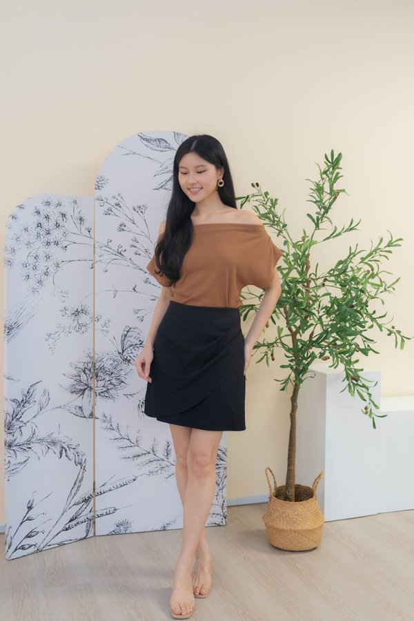 Freya Side Gathers Skirt In Black