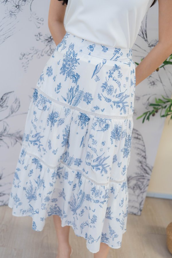 Zoey Midi Skirt In Blue