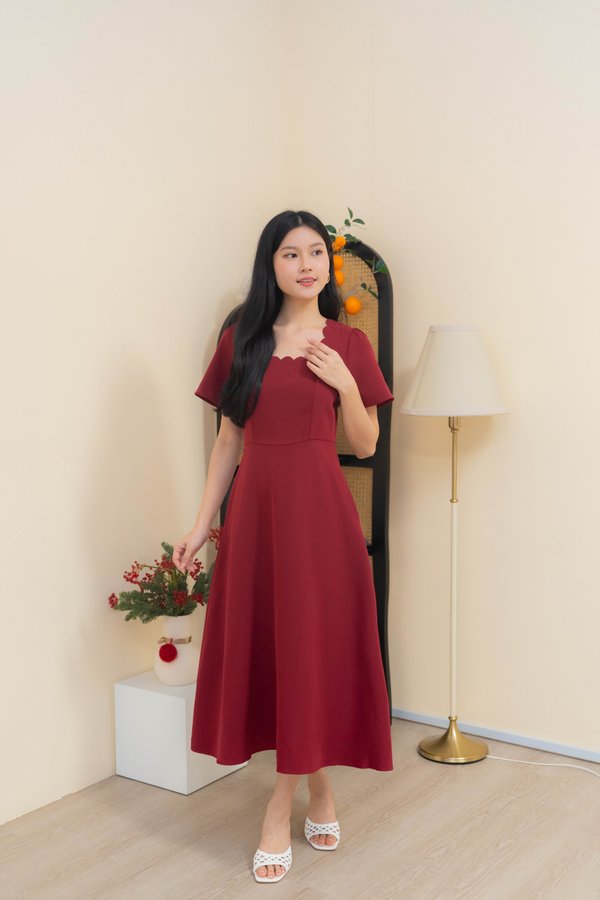 Dahlia Scallop Neckline Dress In Wine Red