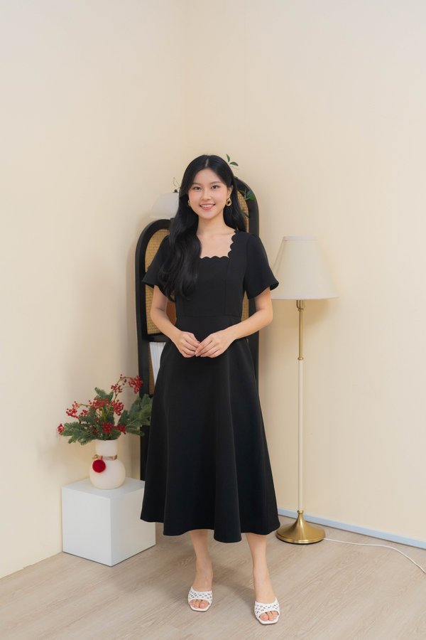 Dahlia Scallop Neckline Dress In Black