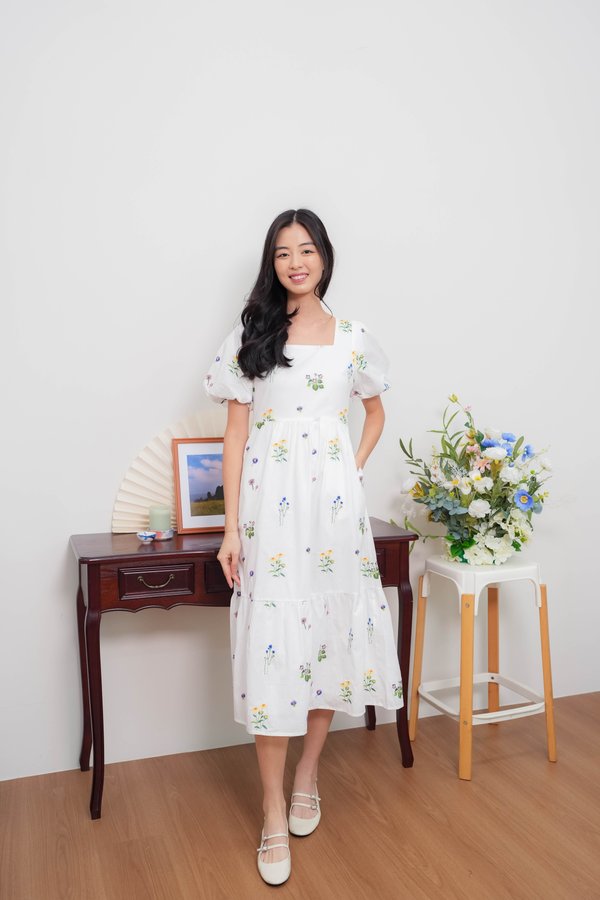 Gracey Flower Embroidery Sleeve Dress In White