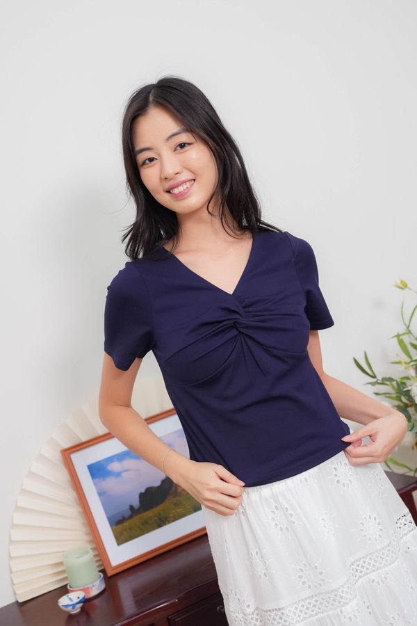 Mila Twist Knot Basic Top In Navy
