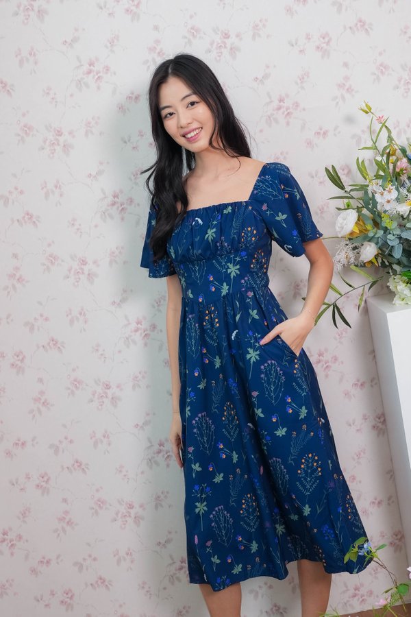 Winnie Floral Flutter Sleeves Dress In Navy