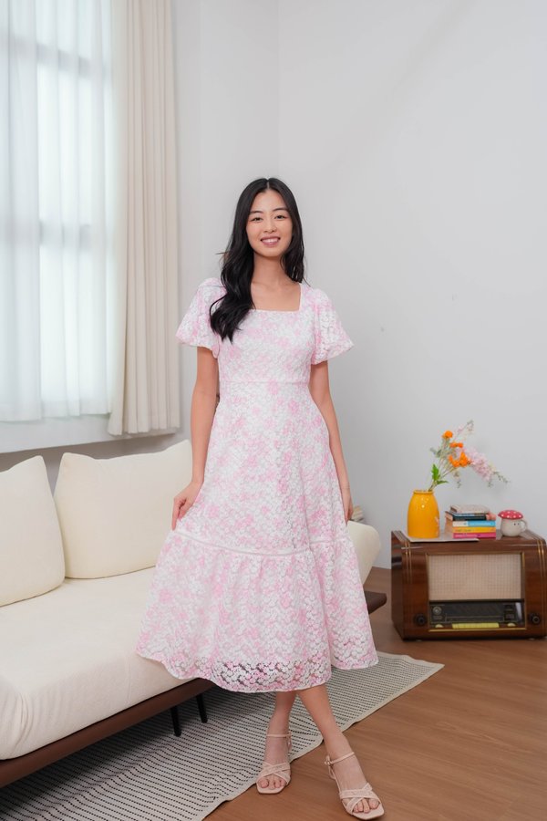 Valentina Floral Lace Sleeve Dress In Pink