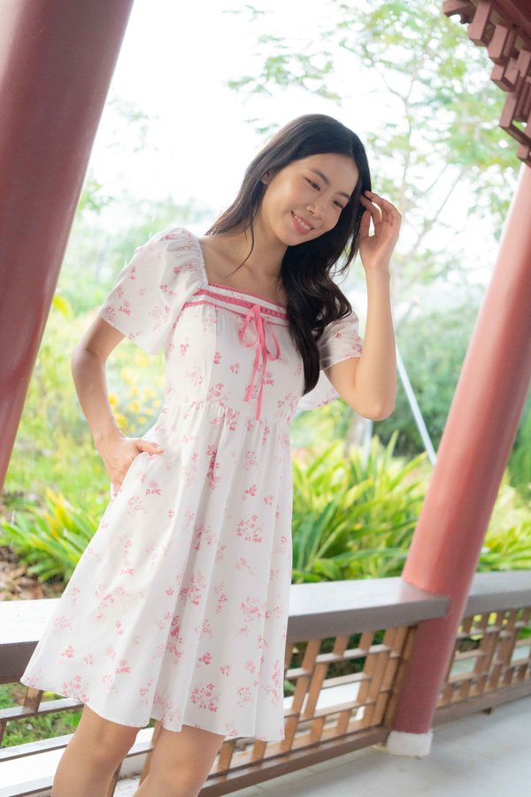 Evangeline Ribbon Flutter Sleeves Dress In Pink