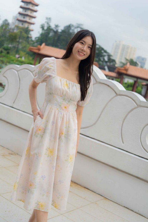 Maya Ruched Sleeves Dress In Yellow Floral