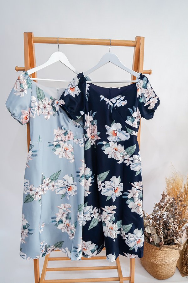 Fiona Floral Midi Dress In Navy