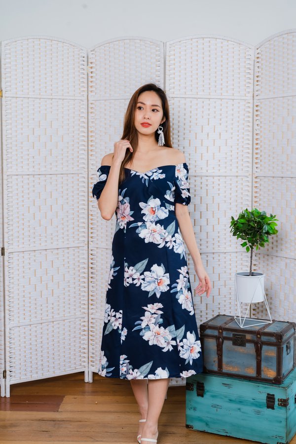 Fiona Floral Midi Dress In Navy